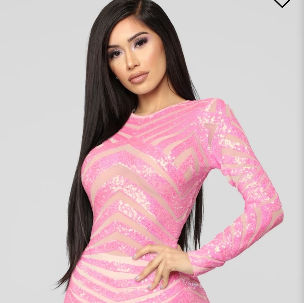 Dress - Picture 5 of 7